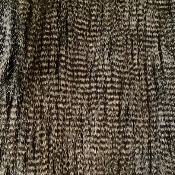 NWT faux fur vest - Picture 2 of 7